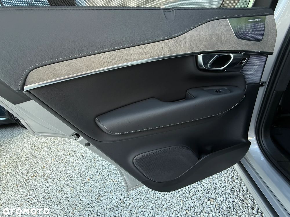 Volvo XC 90 T8 AWD Recharge Geartronic RDesign Edition - 29