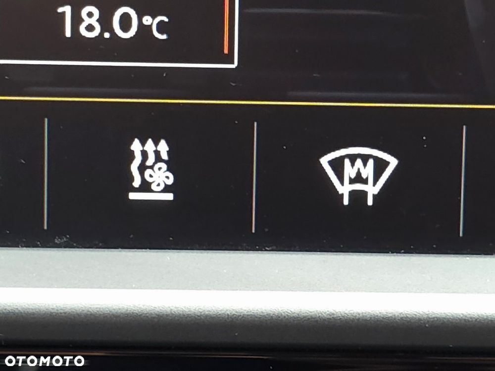 Volkswagen Touran 2.0 TDI BMT Highline DSG - 20