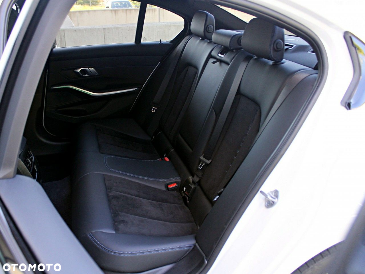 BMW Seria 3 320d M Sport - 13