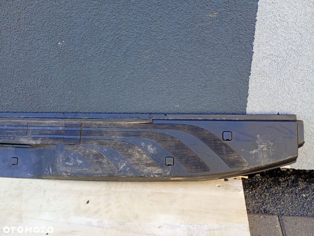 listwa osłona pasa tył tylna mercedes sprinter W907 A9106862600 - 6