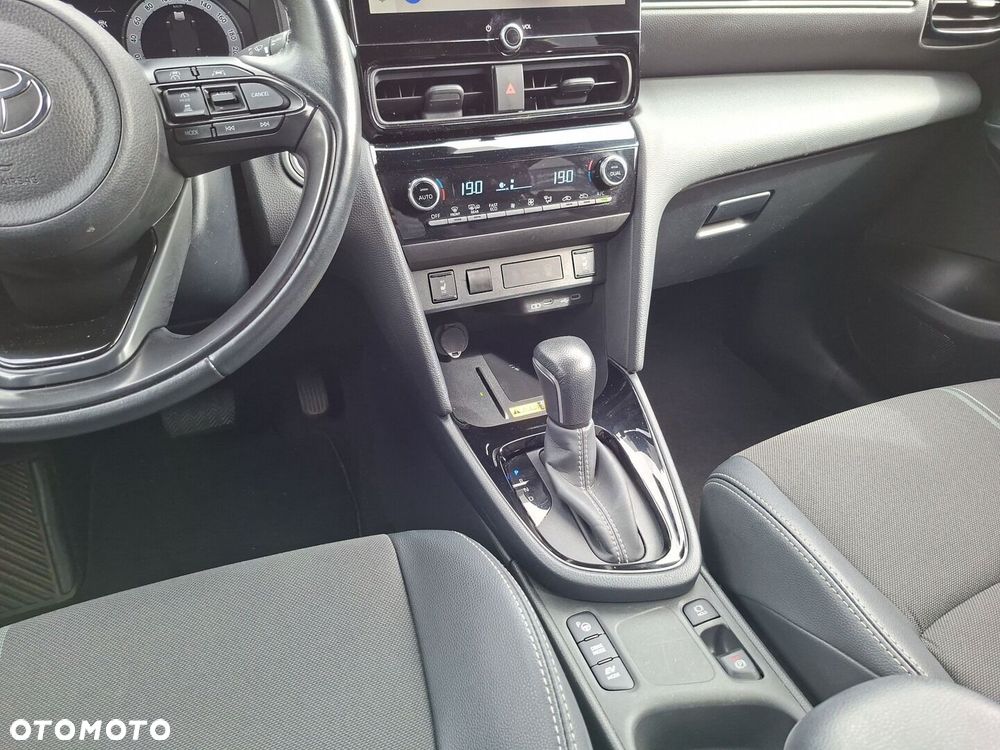 Toyota Yaris Cross Hybrid 1.5 Premiere Edition - 19
