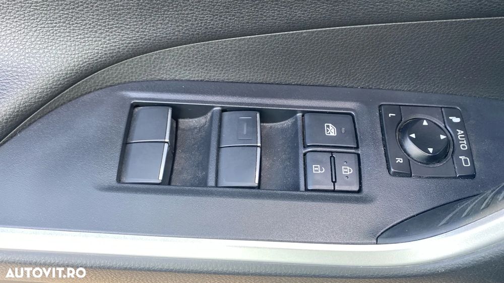 Toyota RAV4 2.5 VVT-iE 4x4 Dynamic - 9