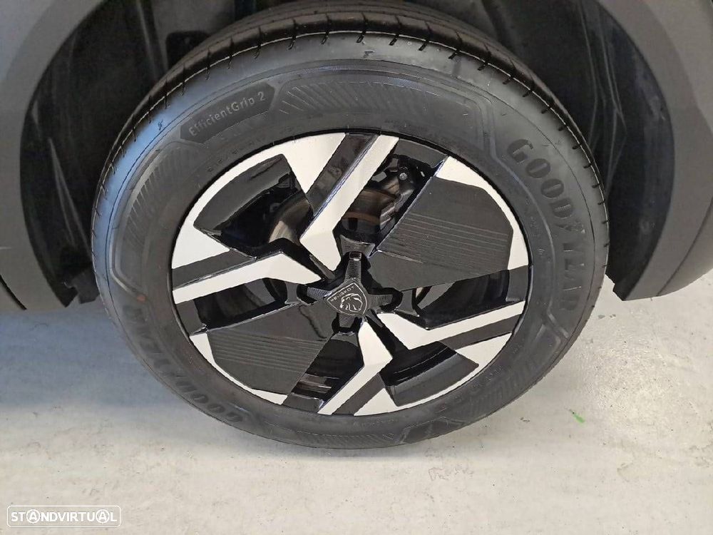 Peugeot 2008 1.2 Allure — fotografia 11