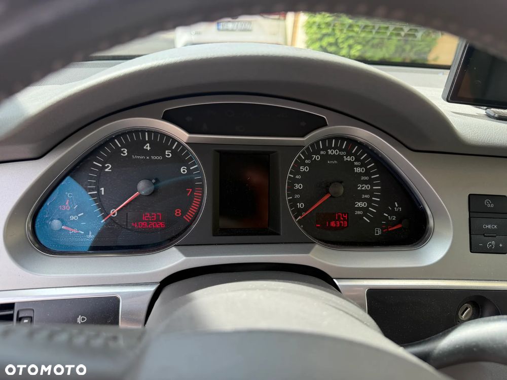 Audi A6 Avant 2.0T FSI Multitronic - 16