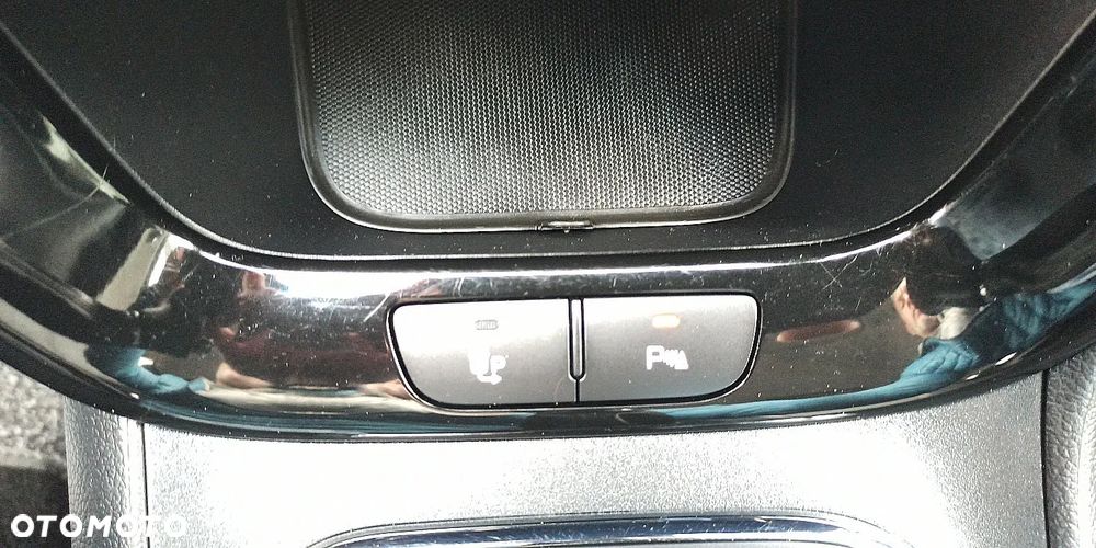 Kia Ceed 1.6 CRDi 136 DCT ISG Platinum Edition - 27