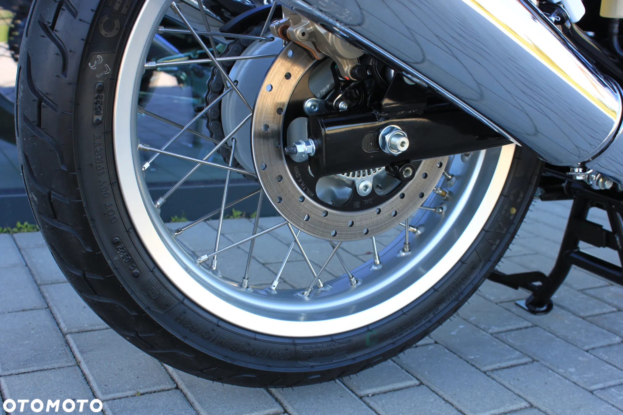 Royal Enfield Interceptor - 37