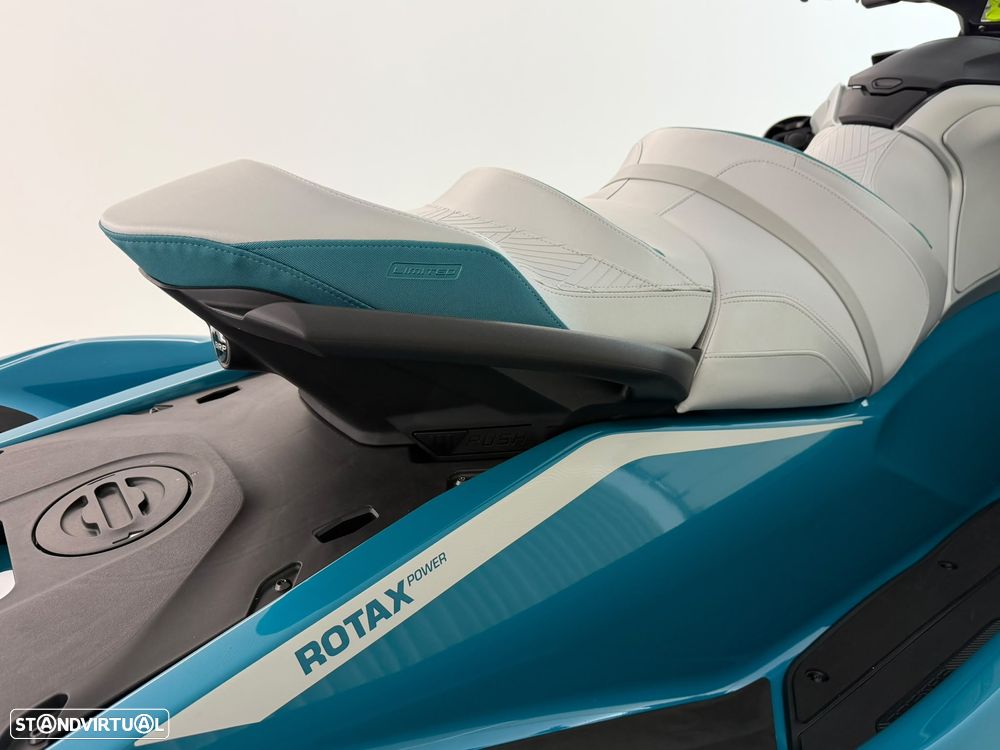 Sea-Doo GTX 325 Limited - 13