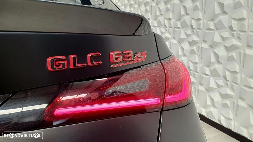Mercedes-Benz GLC 63 AMG S E Performance Coupe Speedshift MCT9G Série Especial - 11