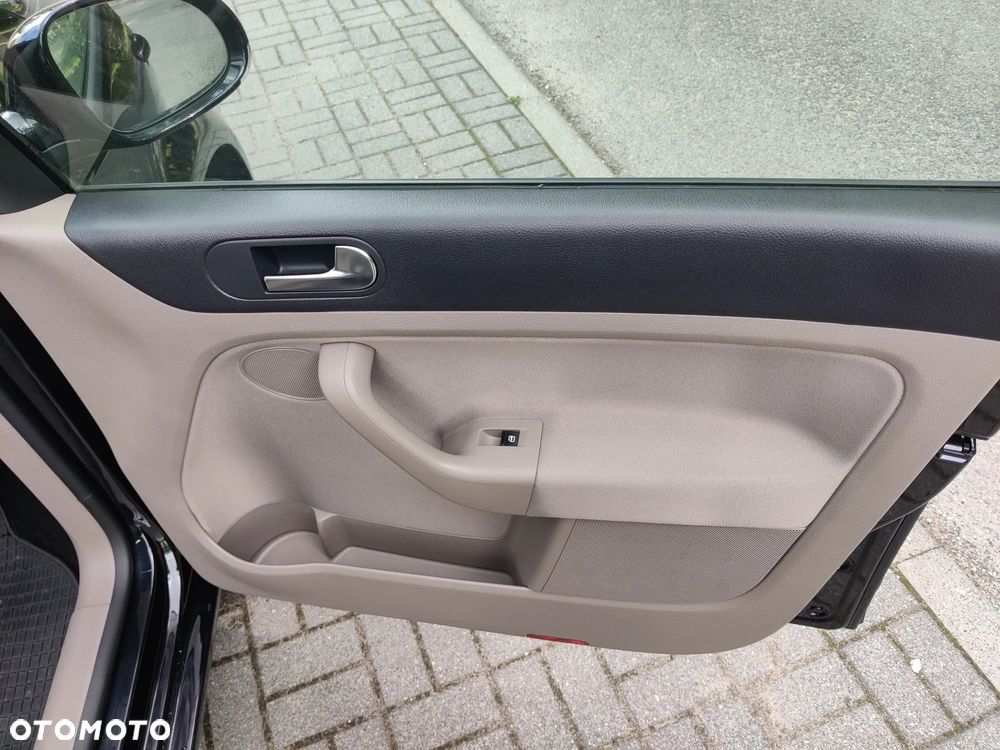 Volkswagen Golf Plus 1.4 TSI DSG Comfortline - 30