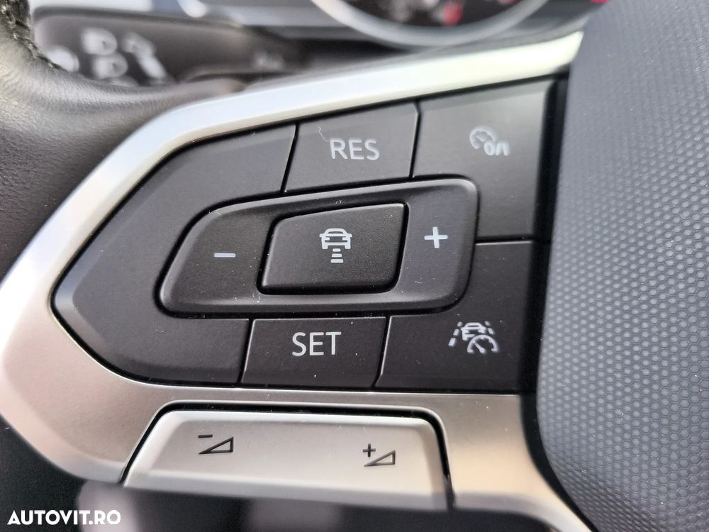 Volkswagen Passat - 18