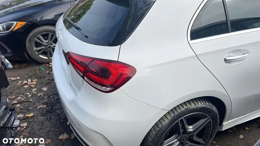 Mercedes-Benz Klasa A 250 4-Matic AMG Line 7G-DCT - 8