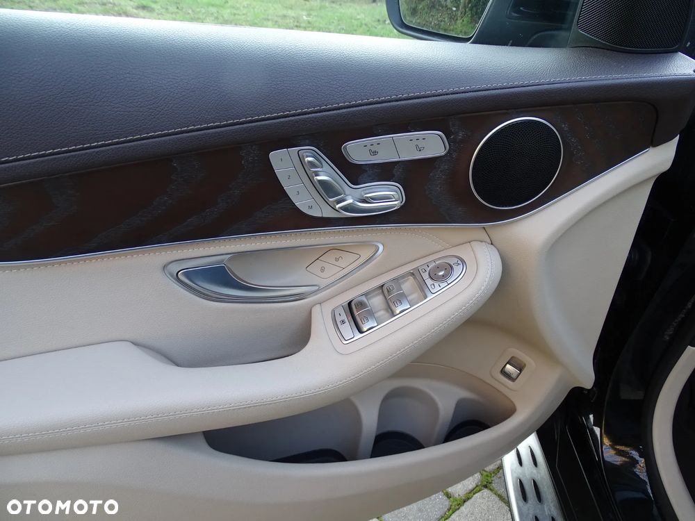 Mercedes-Benz GLC 220 d 4Matic 9G-TRONIC Exclusive - 14