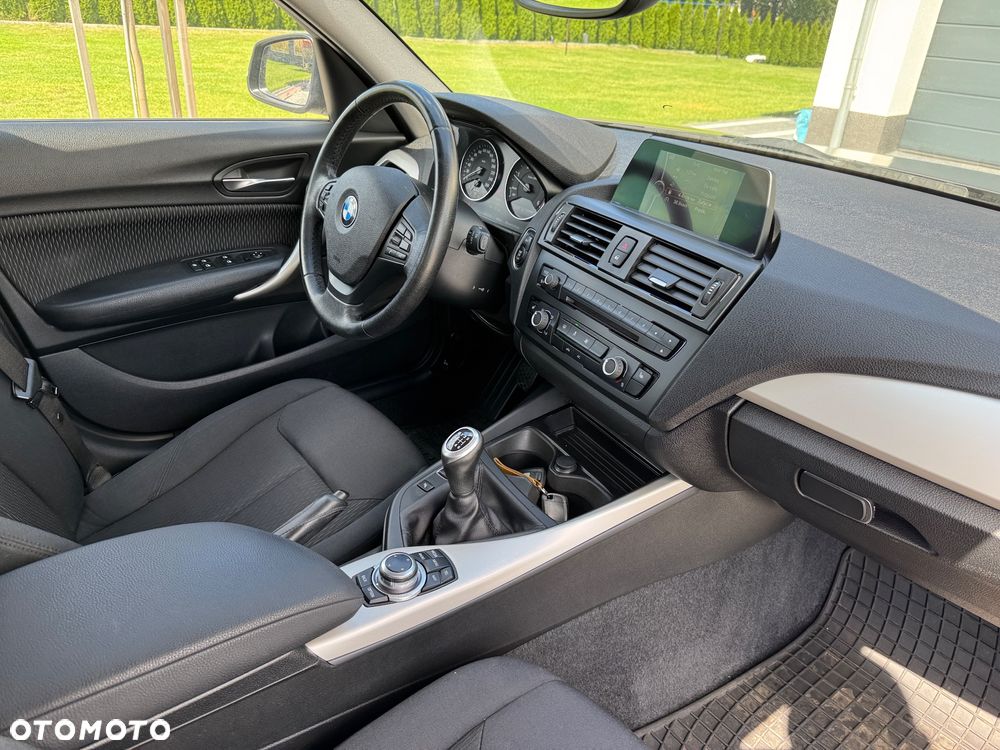 BMW Seria 1 116d - 25
