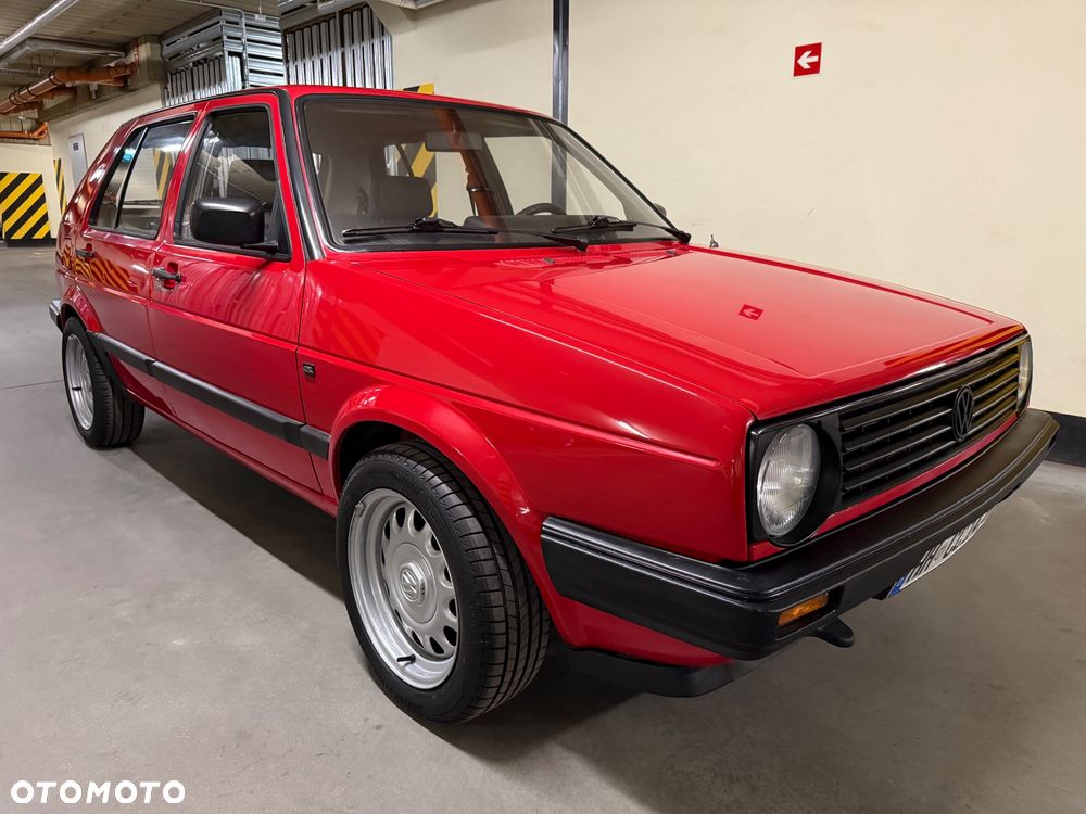 Volkswagen Golf - 5