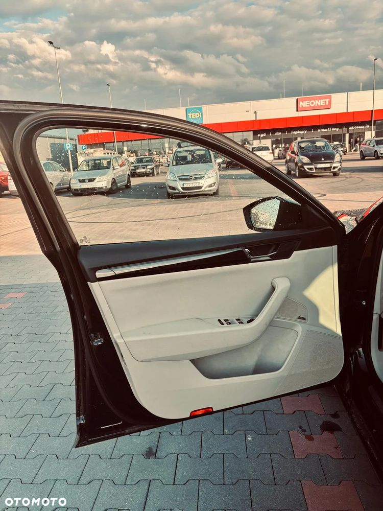 Skoda Superb 2.0 TSI 4x4 L&K DSG - 5
