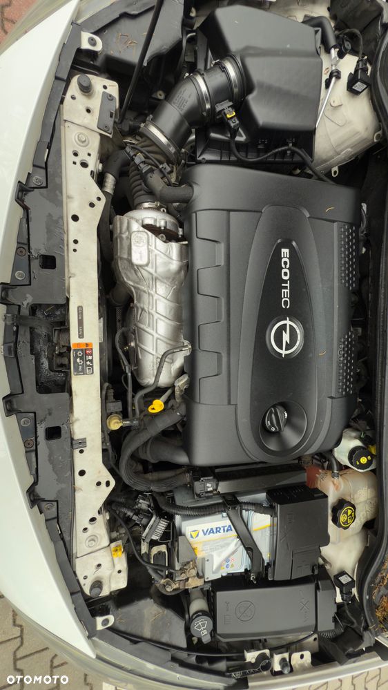 Opel Astra 2.0 CDTI DPF 150 Jahre - 16