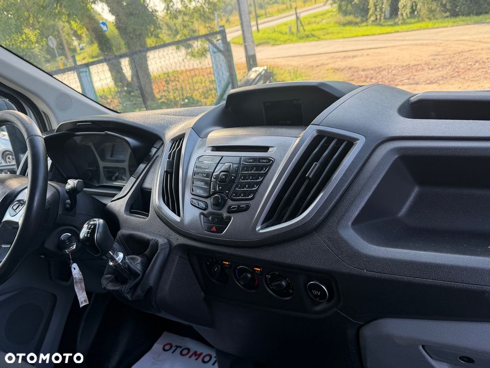 Ford Transit - 10