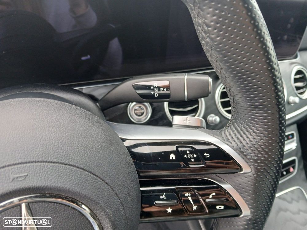 Mercedes-Benz E 300 de 9G-TRONIC AMG Line - 24