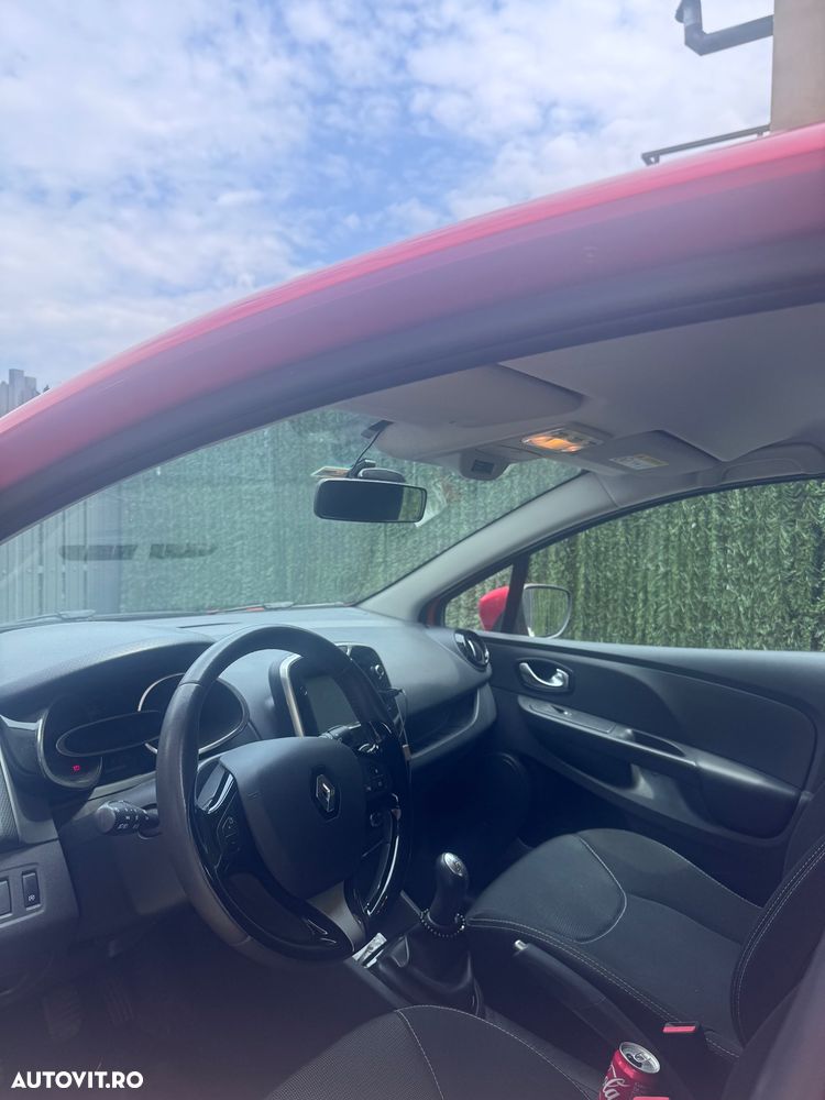 Renault Clio - 6