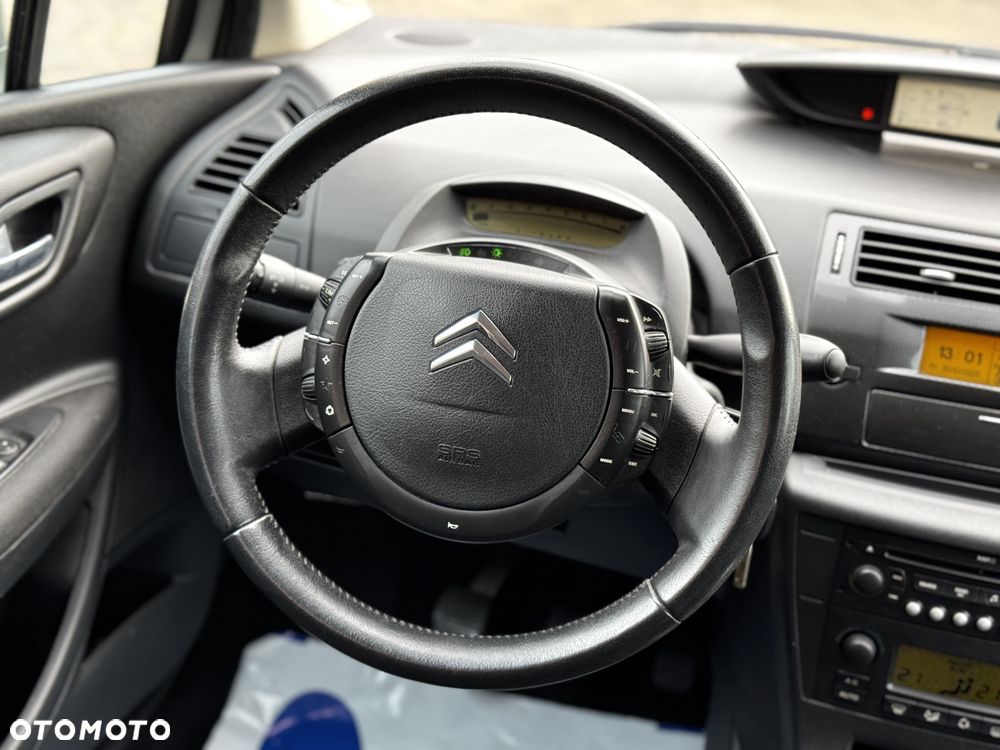 Citroën C4 1.6 16V SX - 13
