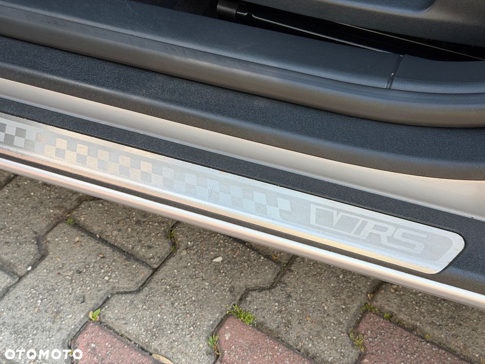 Skoda Octavia 2.0 TSI RS - 38