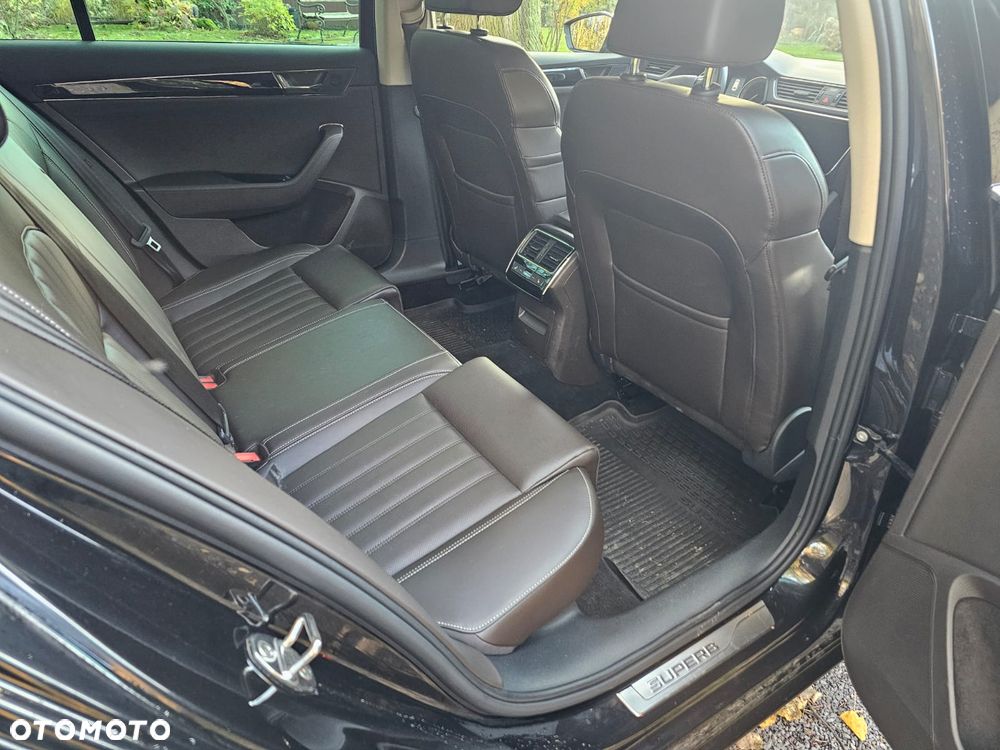 Skoda Superb 2.0 TDI SCR 4x4 L&K DSG - 5