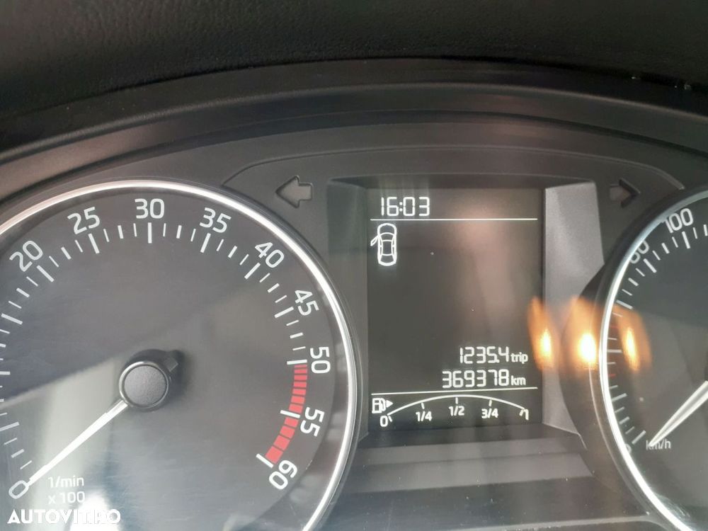 Skoda RAPID - 13