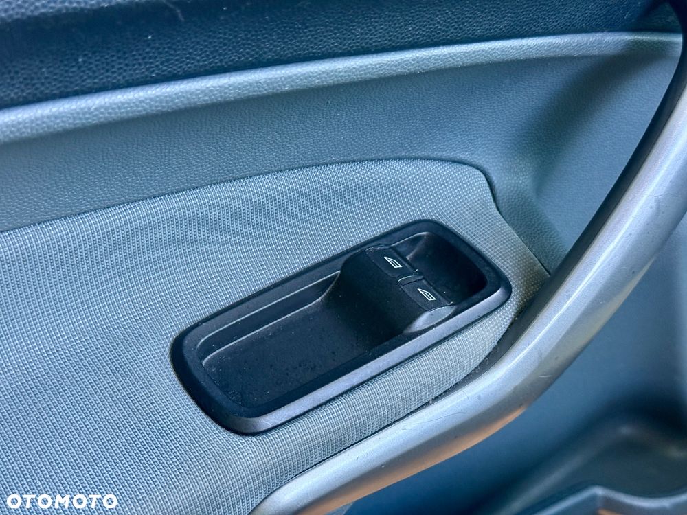 Ford Fiesta 1.25 Ambiente - 29