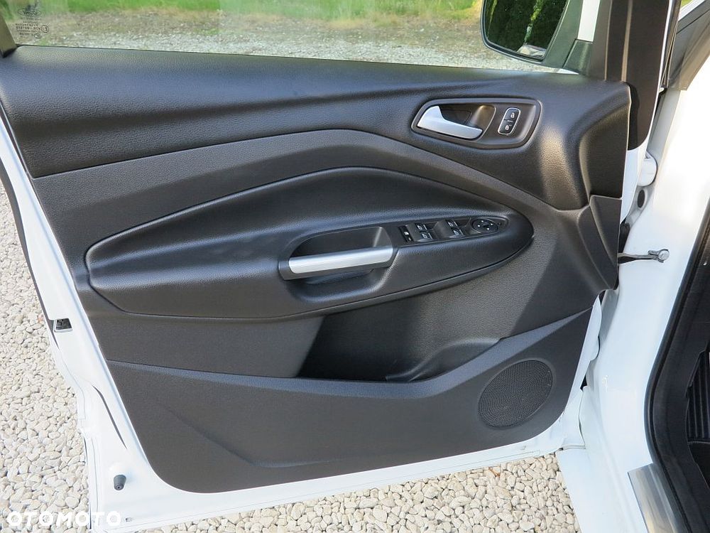 Ford Kuga 2.0 TDCi 4x2 ST-Line - 13