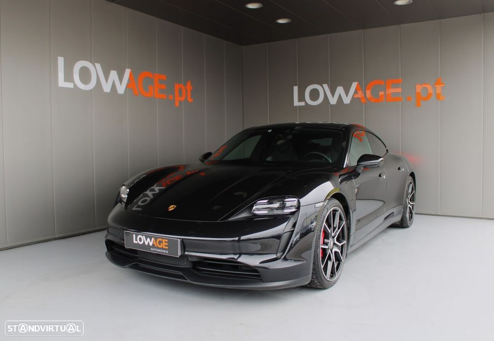 Porsche Taycan 4S - 17