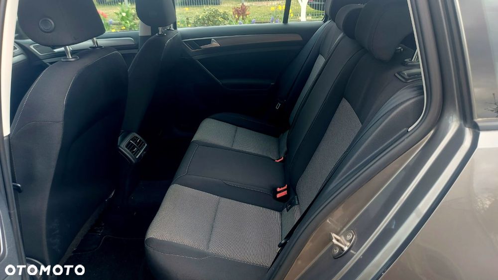 Volkswagen Golf 1.2 TSI BMT Trendline - 21