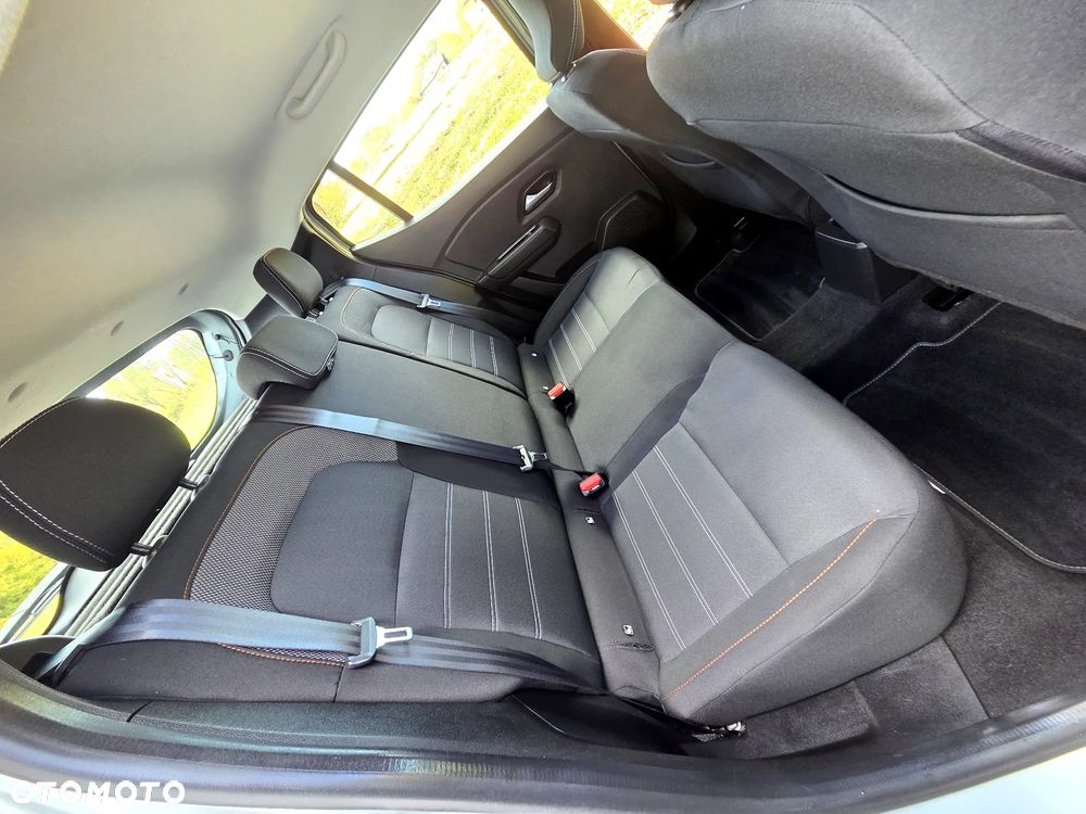 Dacia Sandero Stepway TCe 90 Expression + - 27