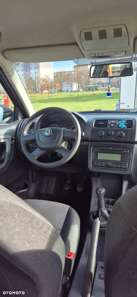 Skoda Fabia 1.2 HTP Classic - 8