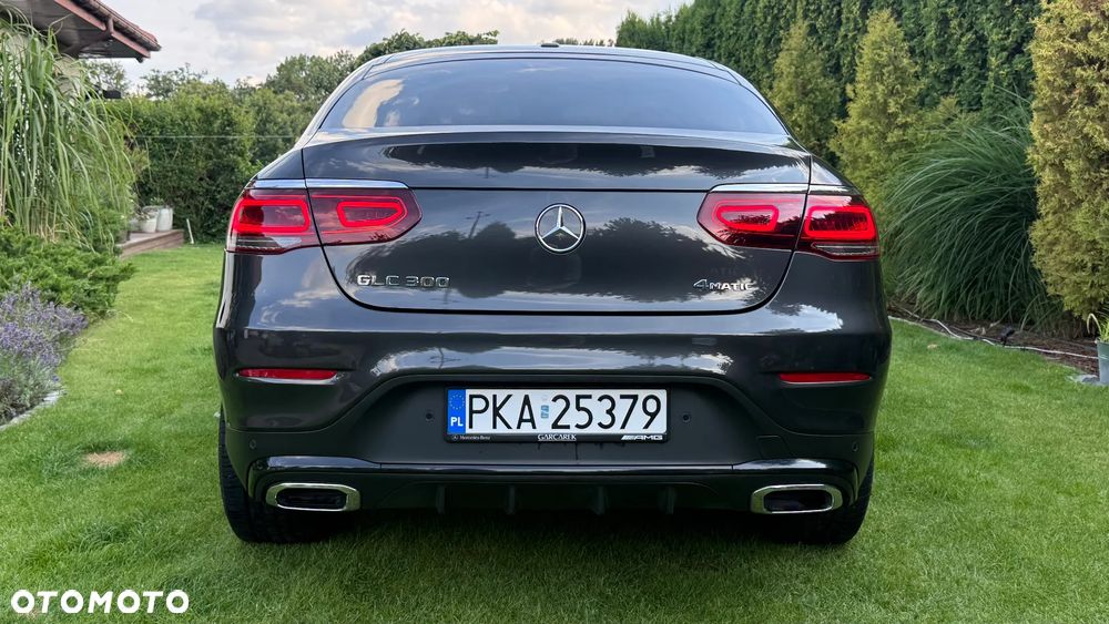 Mercedes-Benz GLC 300 4-Matic - 12