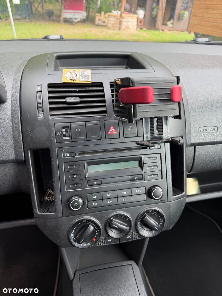Volkswagen Polo - 6