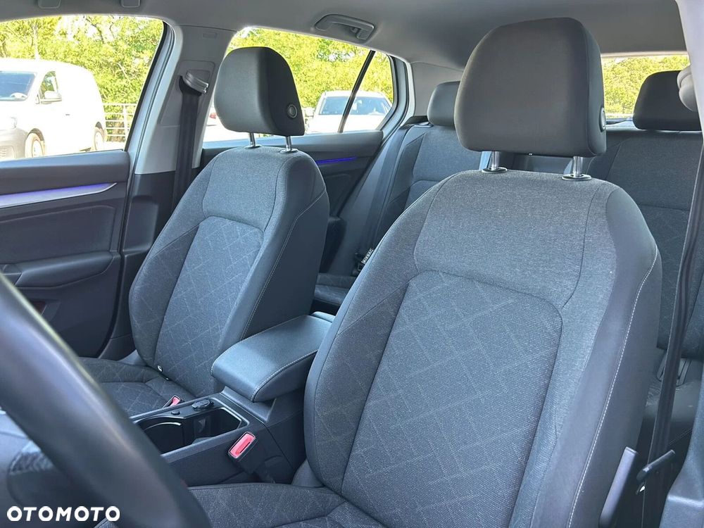 Volkswagen Golf 1.5 TSI EVO Life - 9
