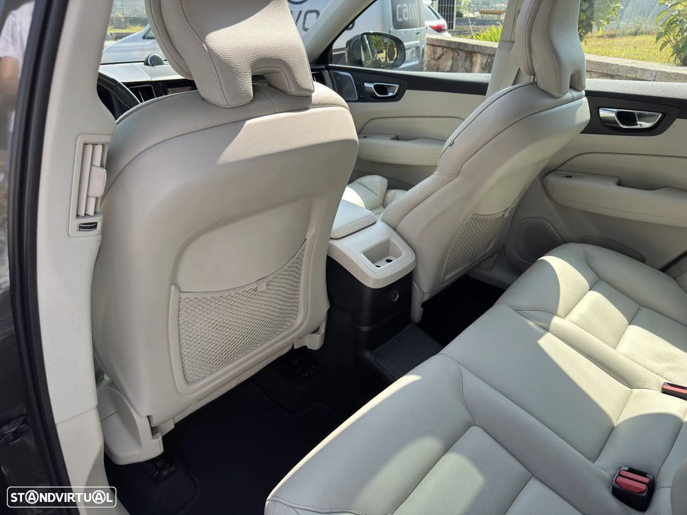 Volvo XC 60 2.0 T8 PHEV Inscription Expression AWD - 16