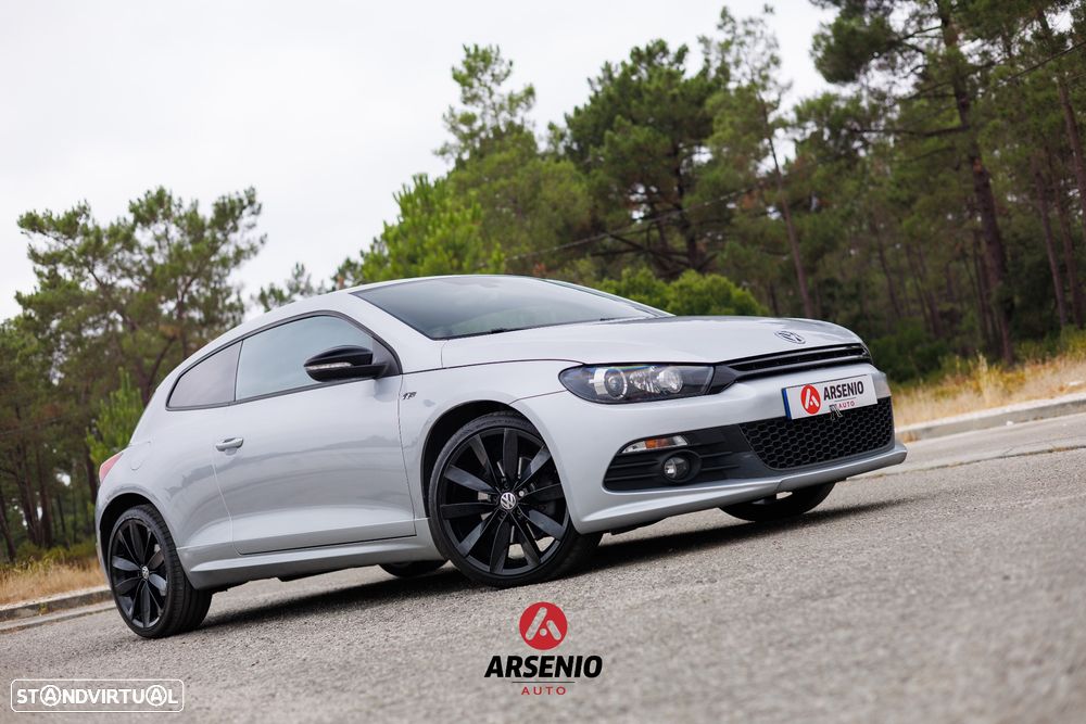 VW Scirocco 2.0 TSI DSG GTS - 2