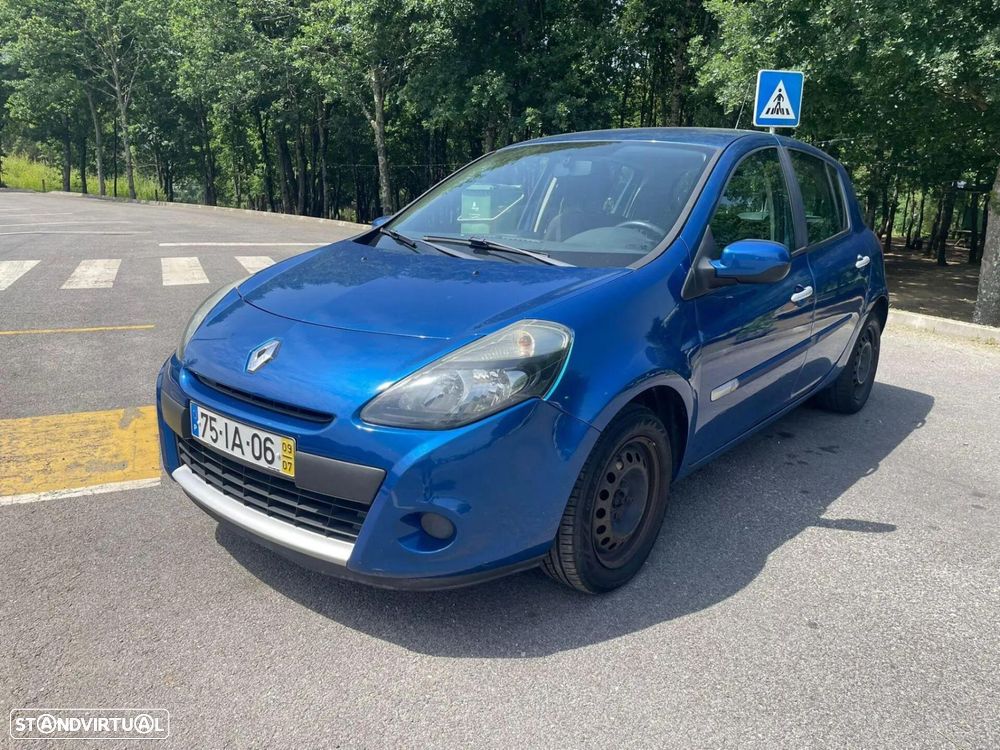 Renault Clio - 12
