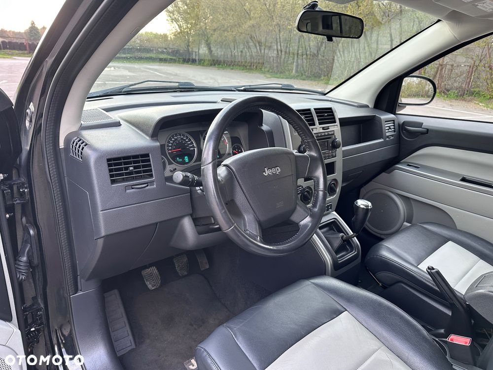 Jeep Compass 2.4 Limited - 10