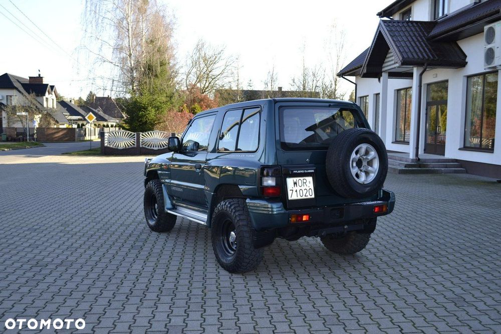 Mitsubishi Pajero - 7