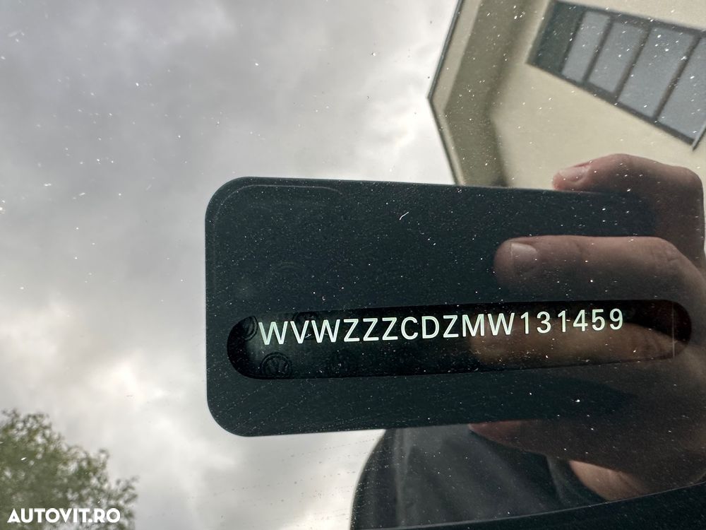 Volkswagen Golf 2.0 TDI SCR - 12