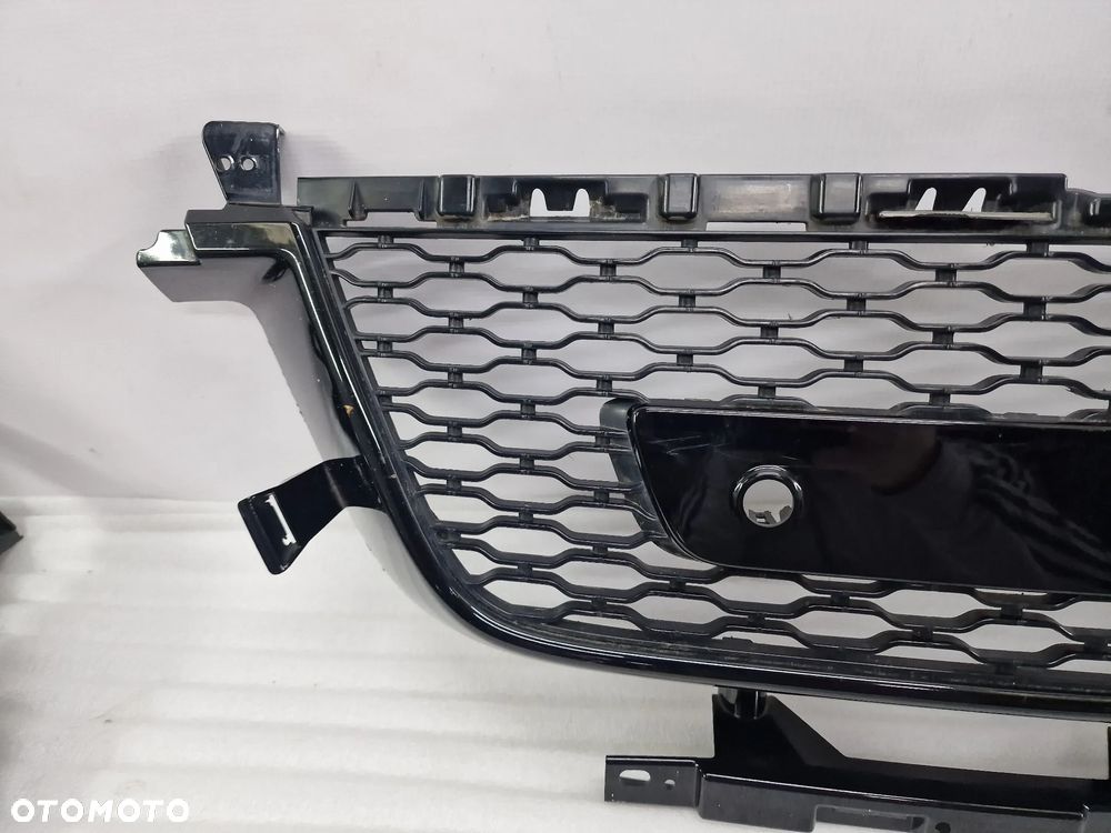 RANGE ROVER SPORT II L494 KRATKA ŚRODKOWA ZDERZKA PRZEDNIEGO PRZÓD , NR JK62-17F791-AB / JK62-17F914AA , NR AUKCJI KR326 - 2