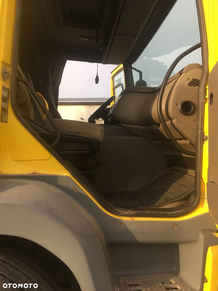 DAF FT CF85.410T - 9
