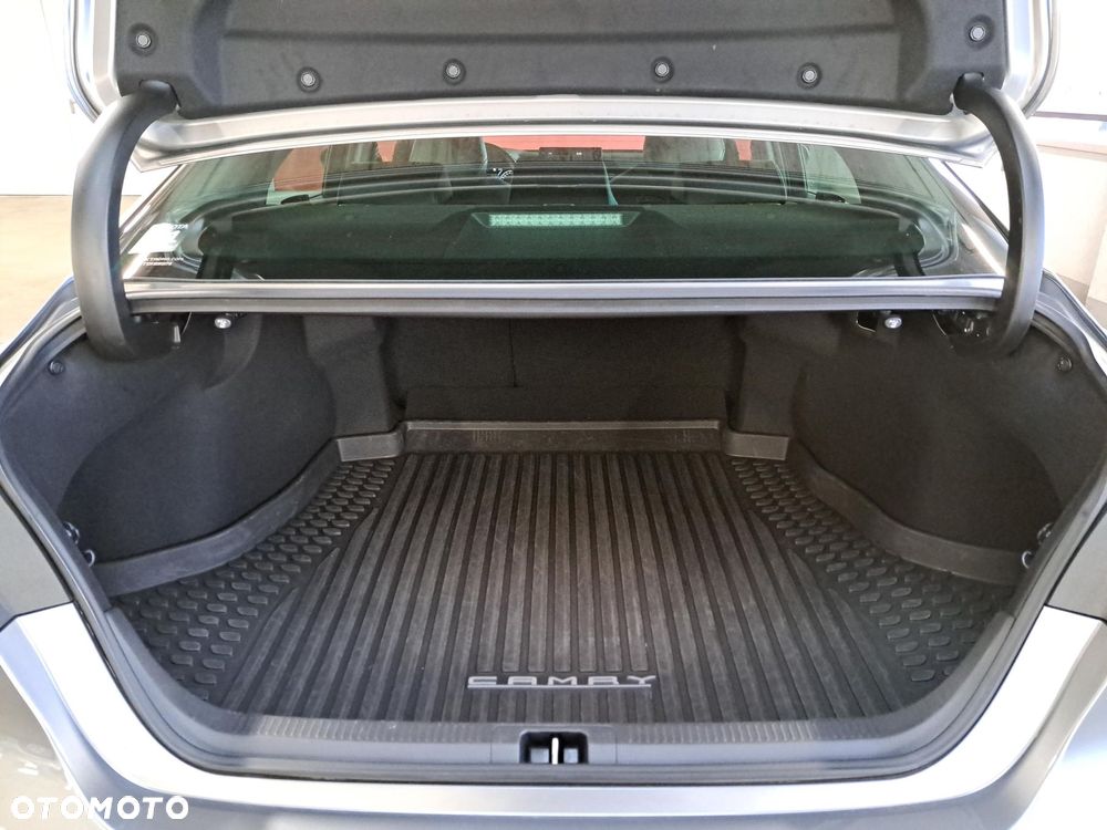 Toyota Camry 2.5 Hybrid Prestige CVT - 14