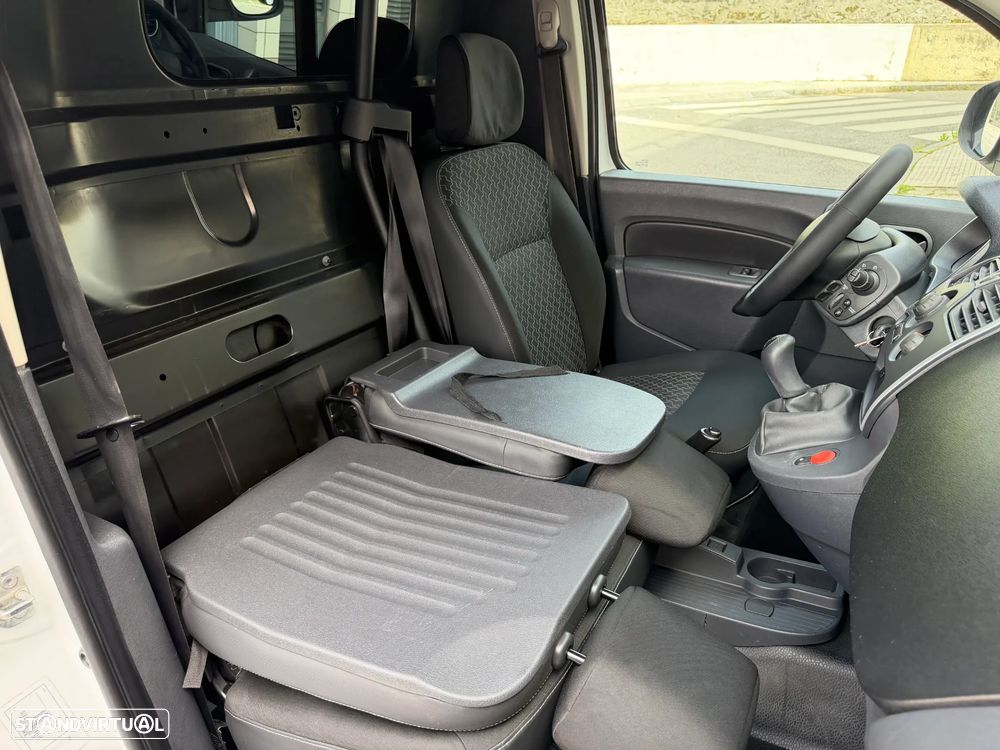 Renault Kangoo 1.5 Dci - 24