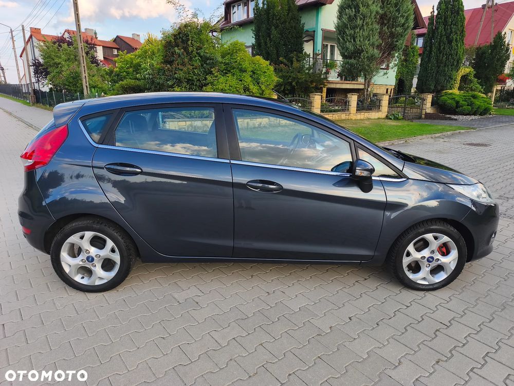 Ford Fiesta - 6