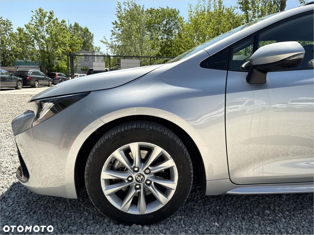Toyota Corolla 2.0 Hybrid Comfort - 19