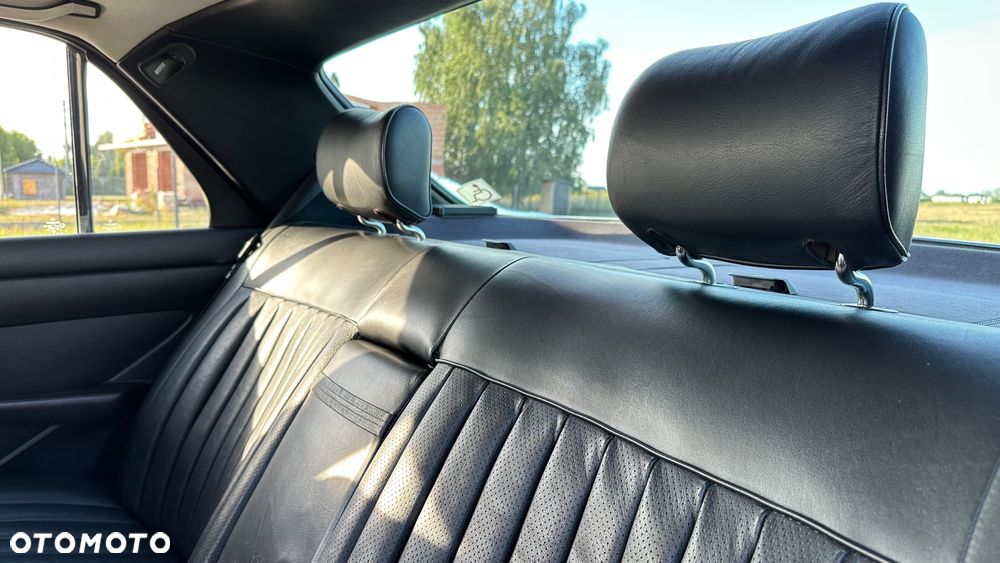 Mercedes-Benz Klasa S - 21