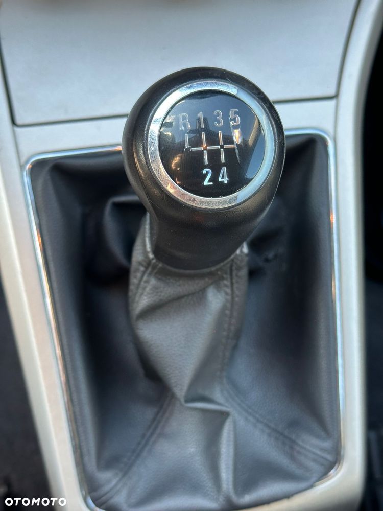 Opel Astra 1.6 Design Edition - 15